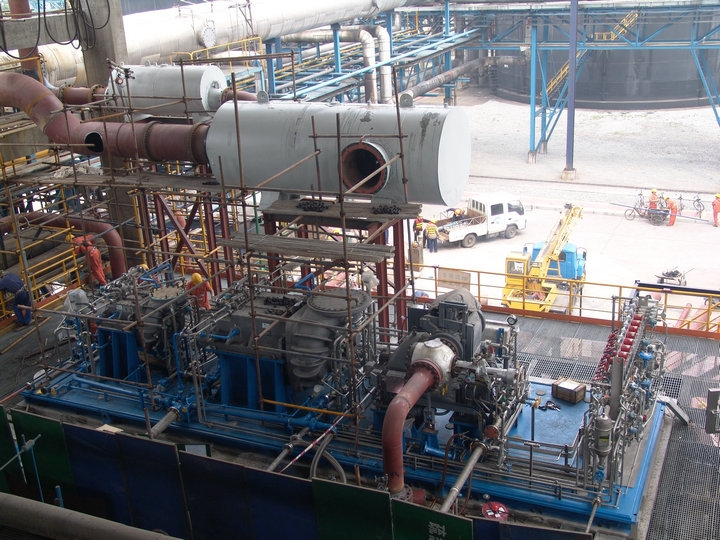 承擔(dān)安裝美國GE公司大型螺桿壓縮機